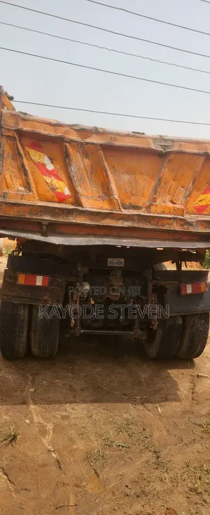 Vehicle and Truck