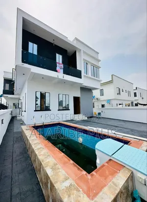 5bdrm Duplex in Estate, Ajah for sale