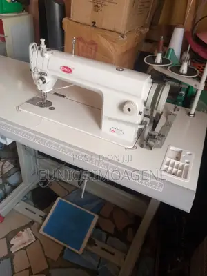 Industrial Sewing Machine