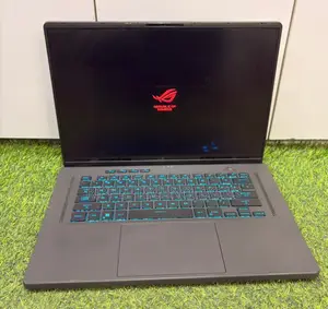 Laptop Asus ROG Zephyrus G16 16GB Intel Core i7 SSD 1T