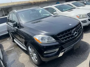 Mercedes-Benz M Class ML350 4MATIC 4dr SUV AWD (3.5L 6cyl 7A) 2015