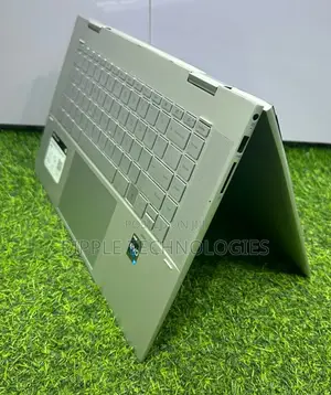 Laptop HP Envy x360 Convertible 15 es2xx 16GB Intel Core i7 SSD 256GB
