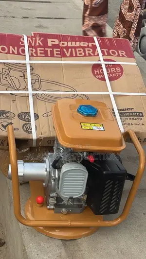 Original Poker Concrete Vibrator Machines for Constructions