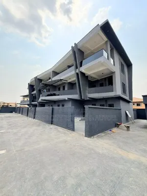Furnished 4bdrm Duplex in Mende for sale