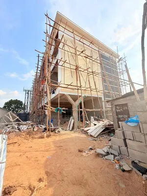 4bdrm Duplex in Morgan Estate for sale