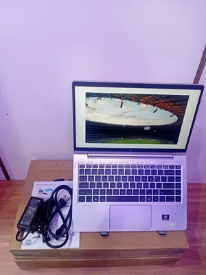 New Laptop HP ProBook 640 G3 16GB AMD Ryzen 5 SSD 256GB