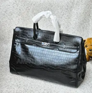 Genuine Leather Unisex Duffle/Travel Bags