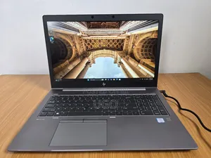 Laptop HP ZBook 15u 16GB Intel Core i7 SSD 512GB