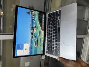 Laptop Apple MacBook Pro 2020 M1 16GB Apple M1 SSD 256GB