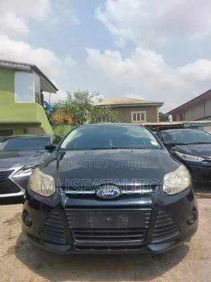 Ford Focus S 4dr Sedan (2.0L 4cyl 5M) 2014 Black
