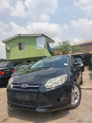 Ford Focus S 4dr Sedan (2.0L 4cyl 5M) 2014 Black