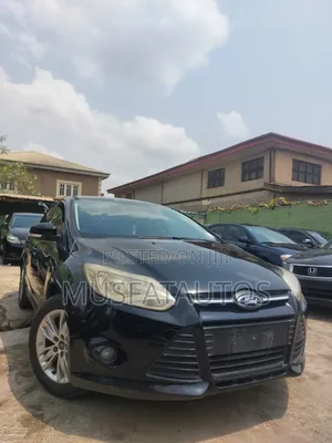 Ford Focus S 4dr Sedan (2.0L 4cyl 5M) 2014 Black