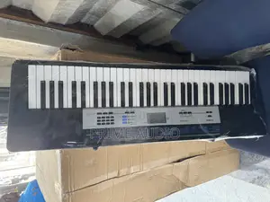 Casio Ctk 1550 Electronic Keyboard