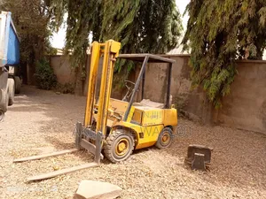 2 Tons Forklift