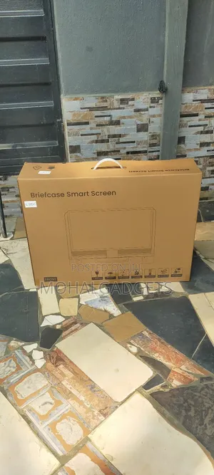 27" Briefcase Smart Android Screen( 128gb)