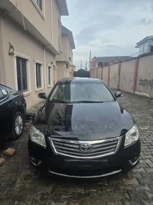 Toyota Camry XLE 4dr Sedan (2.5L 4cyl 6AM) 2010 Black