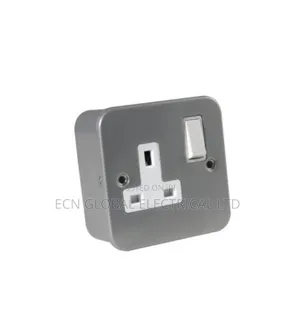 13a G.I Switched Surface Mount Socket Outlet
