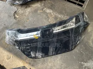 Front Grille 20215 Honda Hrv