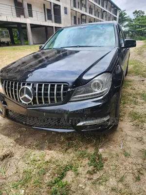 Mercedes-Benz C300 Sport Sedan RWD (3.0L 6cyl 6M) 2009 Black