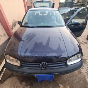 Volkswagen Golf 1.6 Comfortline Automatic 2005 Blue