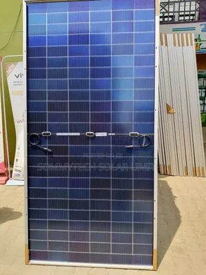 590w Jinko Panel