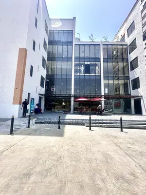 Roof Top Space for Restaurant and Lounge