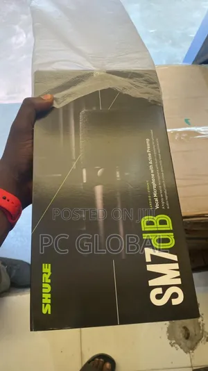 Shure Studio Microphone Sm7db