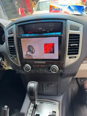 Android Radio Mitsubishi Pajero 2010