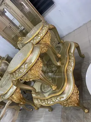 Royal Center Table With Side Stool