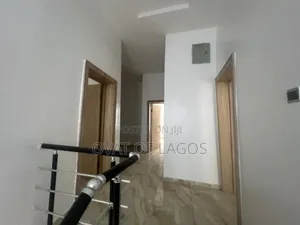 4bdrm Duplex in Ikota Villa for rent