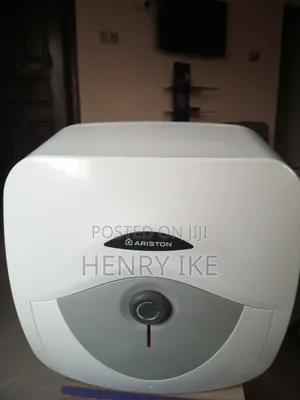 Ariston Water Heater (30 Ltr)
