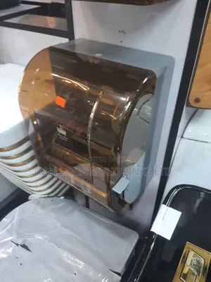 Autautomatic Tissue Dispenser
