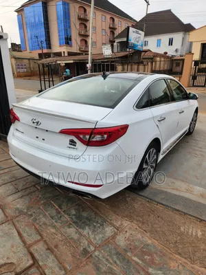 Hyundai Sonata Sport 2.0T 4dr Sedan (2.0L 4cyl Turbo 6A) 2015 White