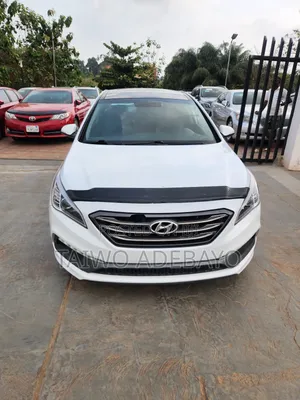 Hyundai Sonata Sport 2.0T 4dr Sedan (2.0L 4cyl Turbo 6A) 2015 White