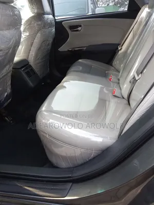 Toyota Avalon XLE Premium Sedan FWD (3.5L 6cyl 6A) 2013 Gray