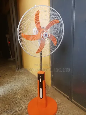 18" Z.L Shidai Solar Standing Fan. It Has Panel, Battery Storage.