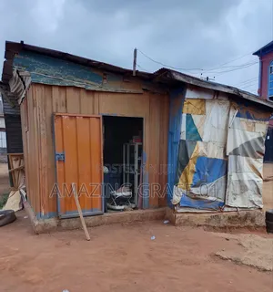 10 by 10 Container