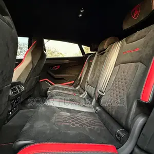 Lamborghini Urus 2024 Green