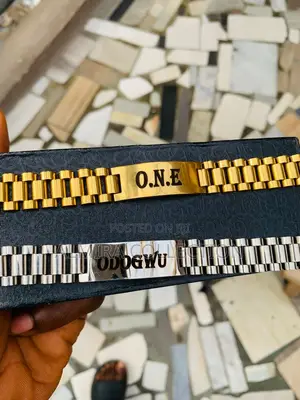 Customized Bracelet With Box