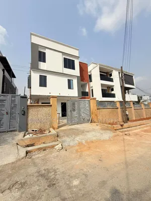 Furnished 4bdrm Duplex in Mende for sale