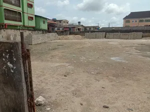 Lands in Surulere
