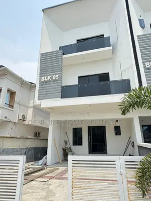 4bdrm Duplex in Ikota for sale