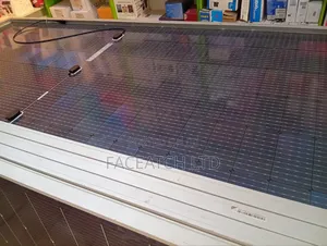 625 Watts Jinko Solar Panel (Glass Design)