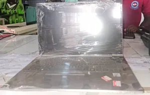 Laptop HP ZBook Firefly 14 G7 16GB Intel Core i7 SSD 256GB