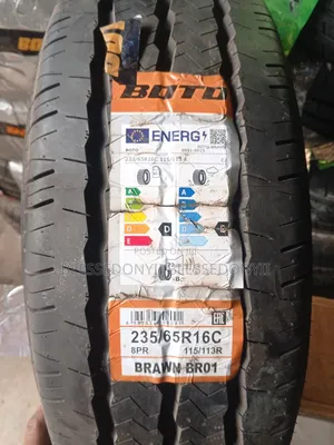 Boto 235/65r16c