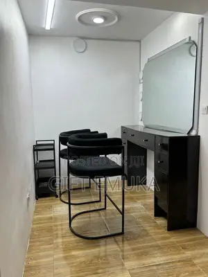 Makeup Space