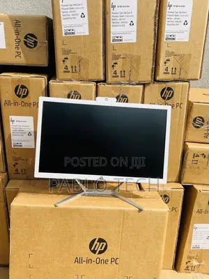 New Desktop Computer HP 8GB Intel Core i3 SSD 256GB