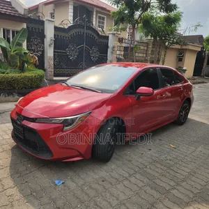 Toyota Corolla 2021 Red
