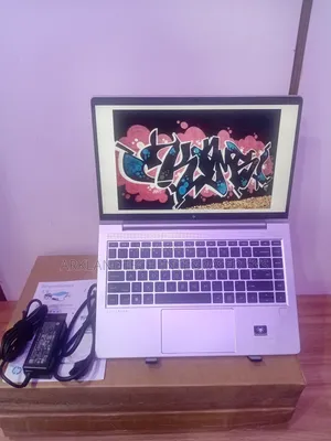 New Laptop HP 240 G5 16GB AMD Ryzen 5 SSD 256GB