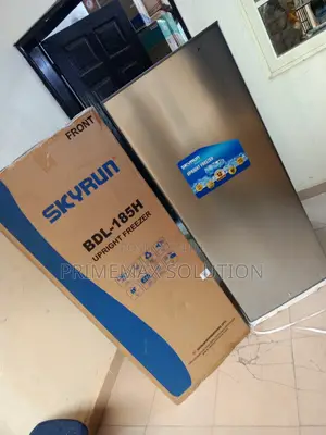 Save Space With Skyrun BDL-185h 185 Litres Vertical Freezer